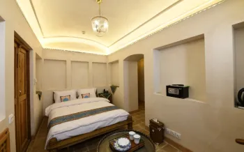 اقامتگاه سنتی عمارت محمودیه کاشان - اتاق 2 تخته (1 تخت 2 نفره)