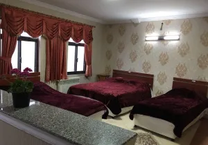هتل زیارت گرگان - اتاق 4 تخته (2 تخت 1 نفره 1 تخت 2 نفره)