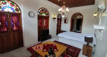 اقامتگاه سنتی عمارت بهروزی قزوین - نمای اتاق 