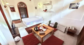اقامتگاه سنتی عمارت بهروزی قزوین - اتاق 2 تخته (1 تخت 2 نفره)