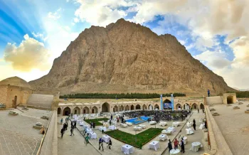 هتل لاله بیستون کرمانشاه - نمای محوطه 