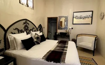 هتل بوتیک صارم الدوله ونوشک کرمانشاه - اتاق 2 تخته (1 تخت 2 نفره)