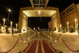 هتل امیران نیشابور - نمای بیرونی 