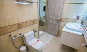 هتل آزادی تبریز	 - سرویس بهداشتی 