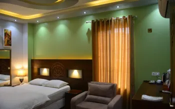 هتل آرکا بندر انزلی - اتاق 2 تخته (1 تخت 2 نفره)