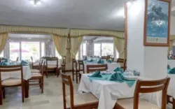 هتل جهانگردی بندر انزلی - رستوران 