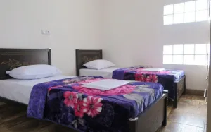 خانه مسافر فانوس کرمان - اتاق 2 تخته (2 تخت 1 نفره)