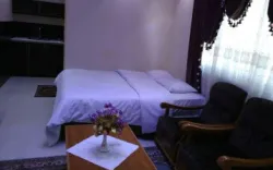 هتل دهدار لاهیجان - اتاق 4 تخته (1 تخت 2 نفره و 2 تخت 1 نفره)