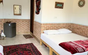 اقامتگاه بومگردی گلجان زنجان - اتاق 2 تخته (1 تخت 2 نفره)