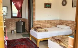 اقامتگاه بومگردی گلجان زنجان - اتاق 2 تخته (2 تخت 1 نفره)
