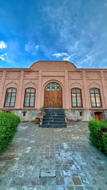 هتل بوتیک صادقی اردبیل - نمای بیرونی