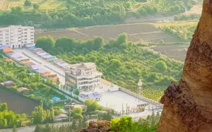 هتل شاپورخواست خرم آباد - نمای بیرونی 
