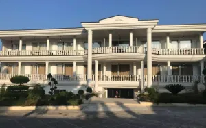 هتل صحرا نوشهر - نمای بیرونی