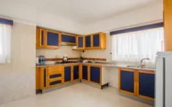 مجتمع گردشگری ساحلی شهر نور - آشپزخانه 