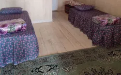 اقامتگاه بومگردی تی ته رودسر - اتاق 2 تخته (2 تخت 1 نفره)