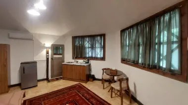 مجتمع اقامتی اکو کمپ سه هزار تنکابن - نمای اتاق 