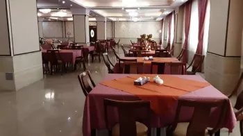 هتل بزرگ سمنان - رستوران