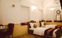 هتل بوتیک اسفنجان سمنان - اتاق 2 تخته (2 تخت 1 نفره)
