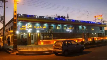 هتل آکراس سیرجان - نمای بیرونی 