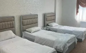 هتل کهکشان سیرجان - اتاق 3 تخته (3 تخت 1 نفره)