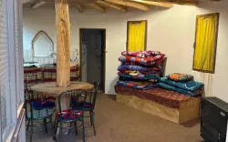 اقامتگاه بومگردی اورس شاهرود - نمای اتاق 
