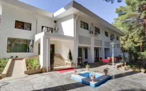 مهمانسرا جهانگردی شاهرود - نمای بیرونی 