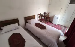 اقامتگاه سنتی عمارت پدری شوشتر - اتاق 2 تخته (2 تخت 1 نفره)