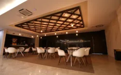 هتل کتیبه همدان - کافی شاپ