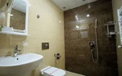 هتل کتیبه همدان - سرویس بهداشتی و حمام