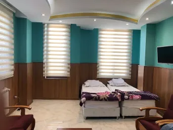 هتل قصرامید فومن - اتاق 2 تخته (2 تخت 1 نفره)