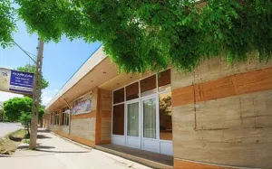 هتل جهانگردی سراب - نمای بیرونی 