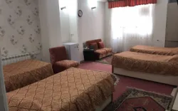هتل قصر اسکو - اتاق 4 تخته (4 تخت 1 نفره)