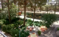 هتل مهمانسرای جهانگردی اردکان - نمای محوطه