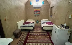 اقامتگاه سنتی انار اردکان - اتاق 2 تخته (2 تخت 1 نفره)