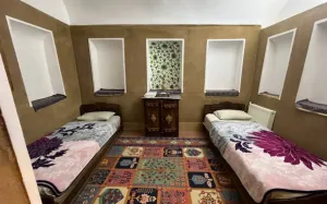 اقامتگاه سنتی انار اردکان - اتاق 2 تخته (2 تخت 1 نفره)