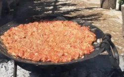 اقامتگاه بومگردی سرای جهانگرد مهریز - منو غذایی