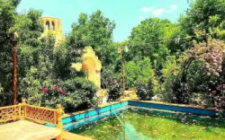 اقامتگاه بومگردی سرای جهانگرد مهریز - نمای محوطه 