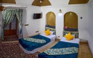 اقامتگاه سنتی باغ خوشنویس مهریز - اتاق 2 تخته (2 تخت 1 نفره)