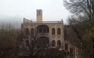 اقامتگاه بومگردی حاجی خان تفت - نمای بیرونی 