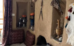 اقامتگاه بومگردی علی کدخدا تفت - نمای اتاق 