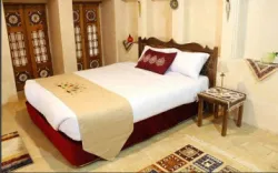 هتل تاریخی خانه آقازاده ابرکوه - اتاق 2 تخته (1 تخت 2 نفره)