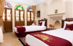 هتل تاریخی خانه آقازاده ابرکوه - اتاق 2 تخته (2 تخت 1 نفره)