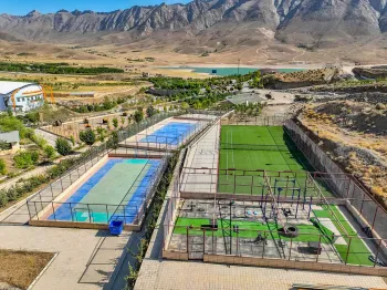 مجتمع اقامتی گلستانکوه خوانسار - زمین بازی 