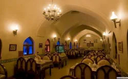 هتل ارگ تاریخی گوگد گلپایگان - رستوران