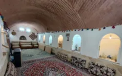 اقامتگاه بومگردی سرای کربلایی فریدون گلپایگان - نمای اتاق 