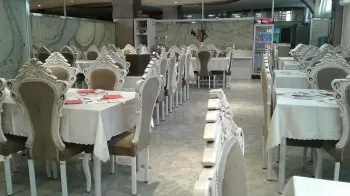 هتل سیمرغ داران - رستوران