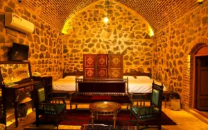 هتل بوتیک کوهاب نطنز - اتاق 4 تخته (2 تخت 2 نفره)