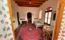 اقامتگاه سنتی افوشتا نطنز - اتاق 1 تخته (1 تخت 1 نفره)