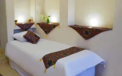 اقامتگاه سنتی باران آران و بیدگل - اتاق 1 تخته (1 تخت 1 نفره)