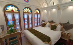 اقامتگاه سنتی عمارت شمسه آران و بیدگل - اتاق 2 تخته (1 تخت 2 نفره)
